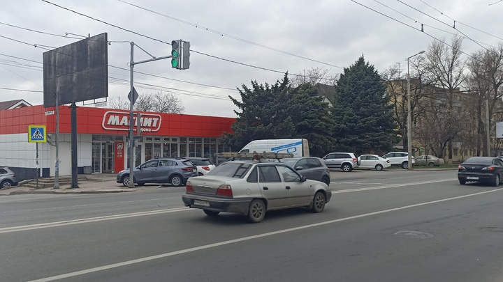В Ростове с 9 мая запретят разворот на улице Вавилова