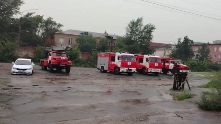 Пожар в Челябинске 21 июля: загорелось производственное здание
