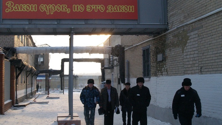 В Таганроге местный чиновник принуждал арестованных выполнять чужую работу