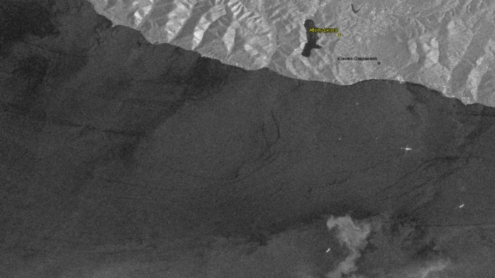 Следы нефтяного пятна возле Новороссийска исчезли со спутниковых снимков