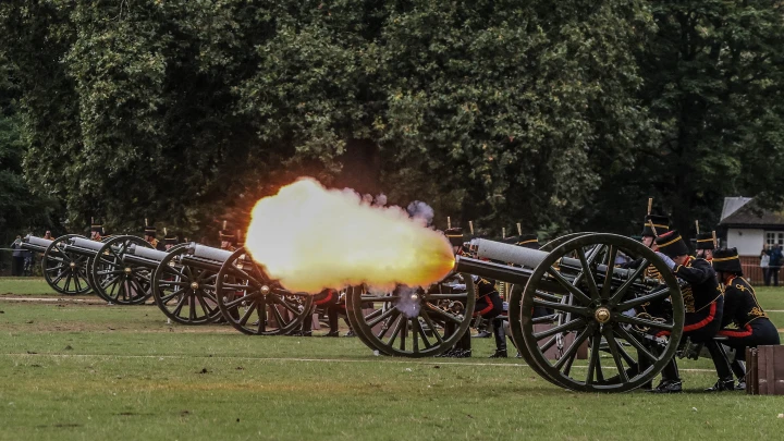 Горе побеждённых: Коммерсантъ напомнил, чем закончилась Первая мировая война