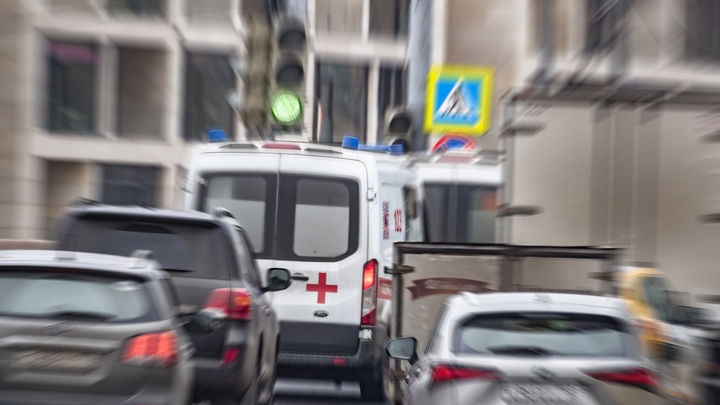 Девушку сбил 37-летний водитель Mercedes-Benz: Полицейские сообщили подробности  ДТП в Ейске