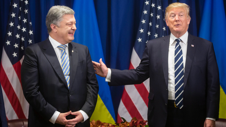 «Червона краватка» любви пана Порошенко