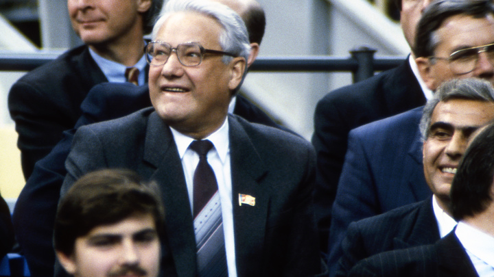 Байден толкает Россию назад к Ельцину - Anadolu