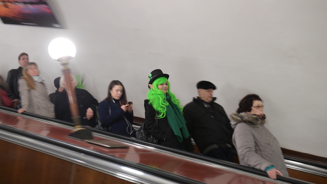 Поезда на зеленой ветке метро Москвы следуют с увеличенным интервалом Поезда на зеленой ветке метро Москвы следуют с увеличенным интервалом