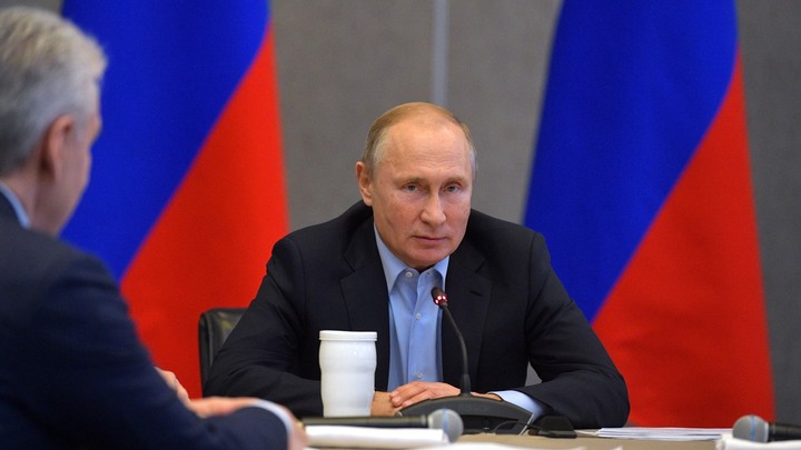 Путин предложил наказывать за мелкие преступления рублем: Законопроект внесен в Госдуму