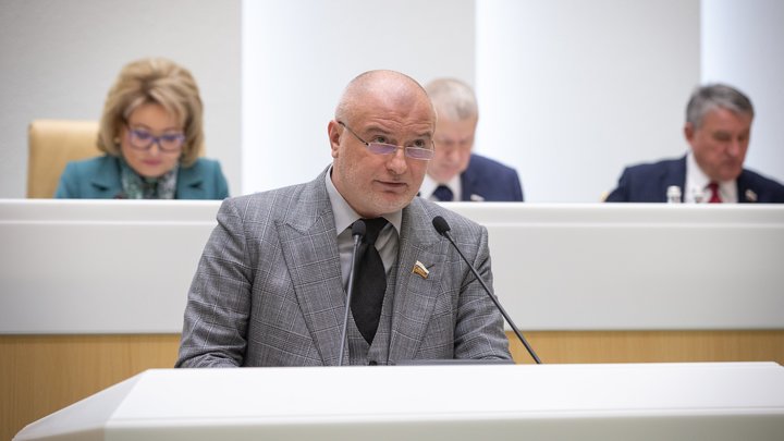 Поправки в Конституцию: Венедиктов соврал о президентском обнулении. Клишас подтвердил – это ложь