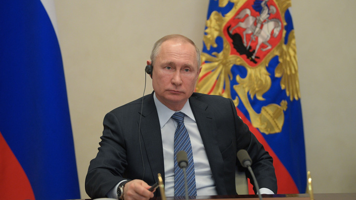 Недостатка в медиках быть не должно!: Путин велел обучить весь медперсонал работе с ИВЛ