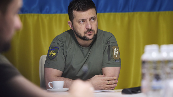 В Сеть “слили” темы секретного совещания Зеленского с Минобороны и СБУ