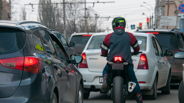 В Пермском крае в ДТП с иномаркой пострадал мотоциклист