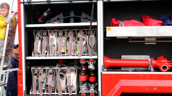 В станице Елизаветинской пожар оставил без крыши над головой семью с 12 детьми