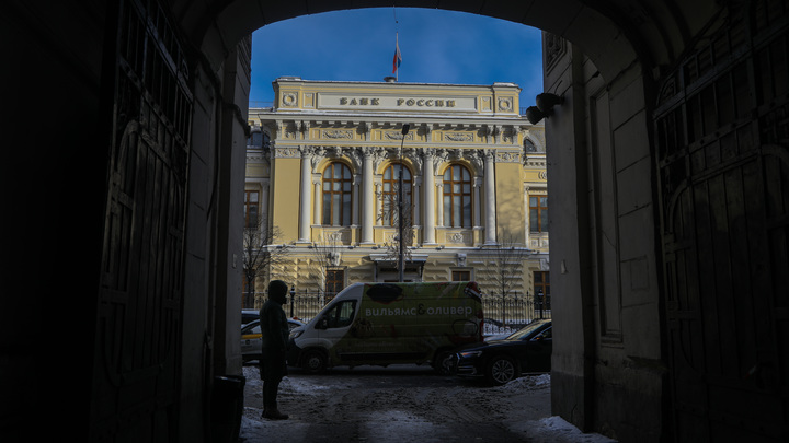 Меры ЦБ не сработали - рынок перегрет. Ждём новых ужесточений от регулятора?