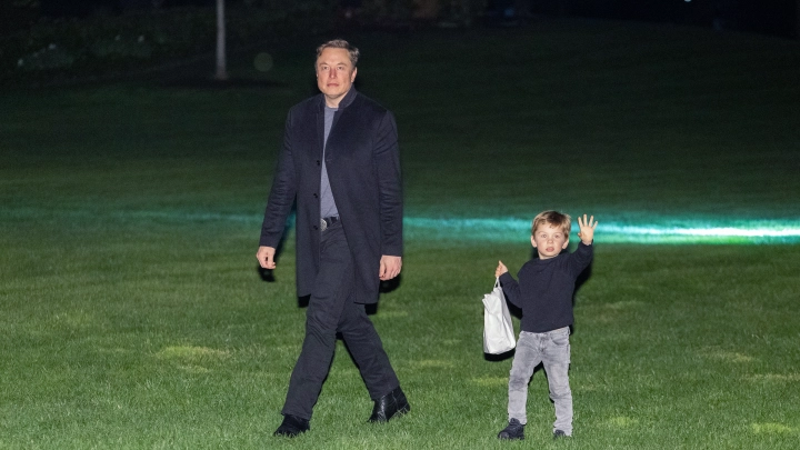 Сенатор Джабаров: Маск сохранит влияние на Белый дом