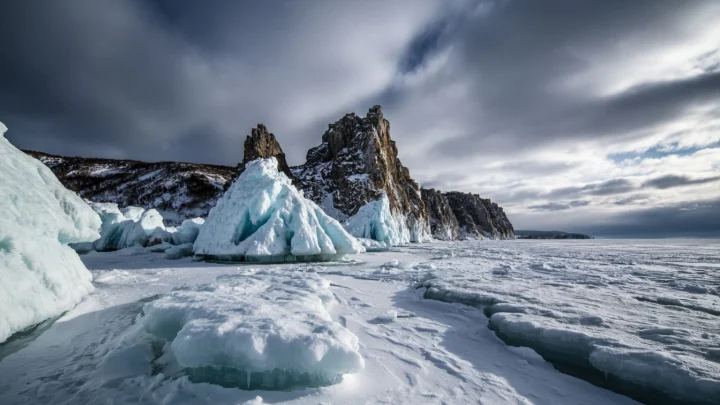 Группа китайских туристов погибла на Байкале. Спасся только один