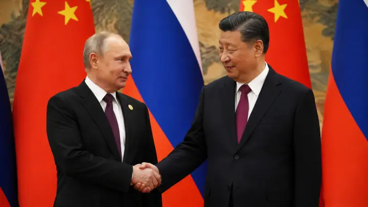 «Не легкая прогулка»: Путин и Си провели серьезные переговоры России и Китая в Пекине