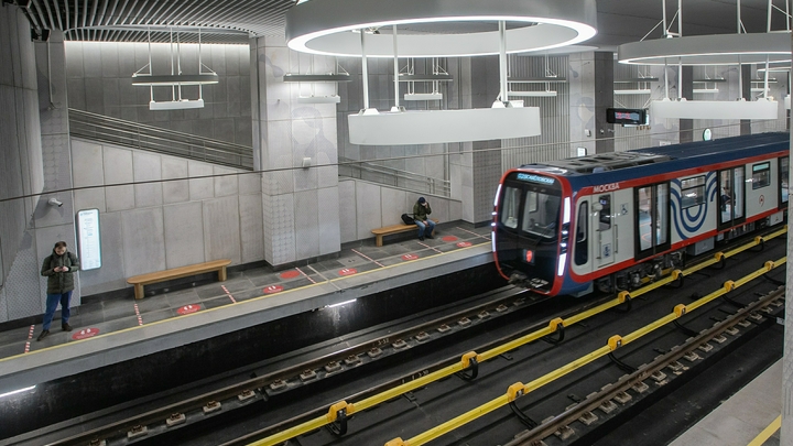 В московском метро планируют установить первый пассажирский конвейер
