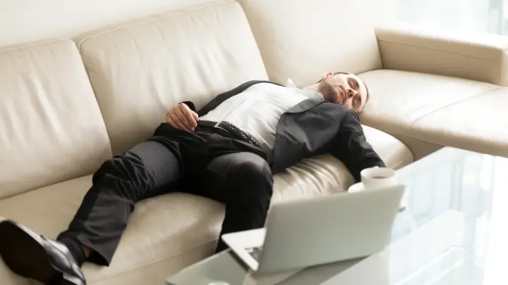 Врач Арагон: хорошее настроение днем указывает на достаточный сон