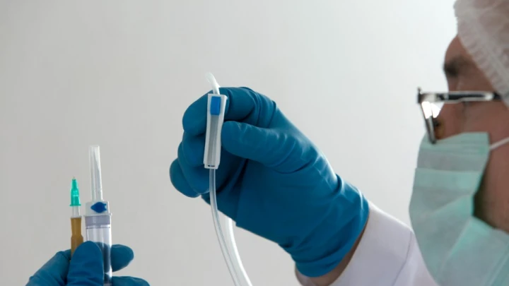 С выпускного бала в больницу: В Перми школьники отравились на банкете