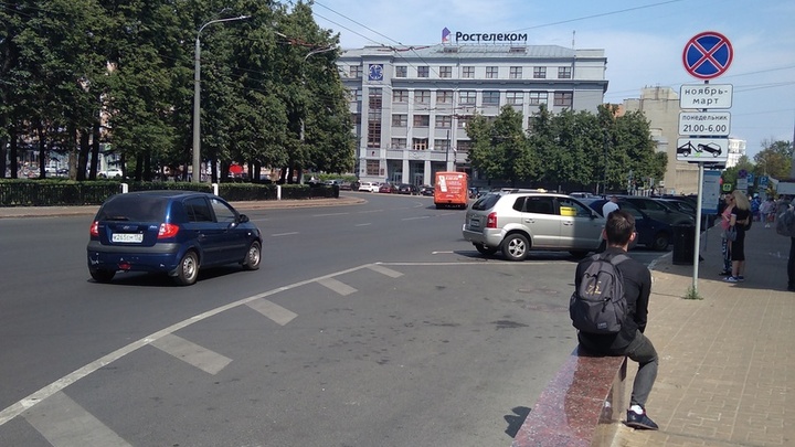 Новобазарные склады решено снести около площади Горького для многоэтажной застройки