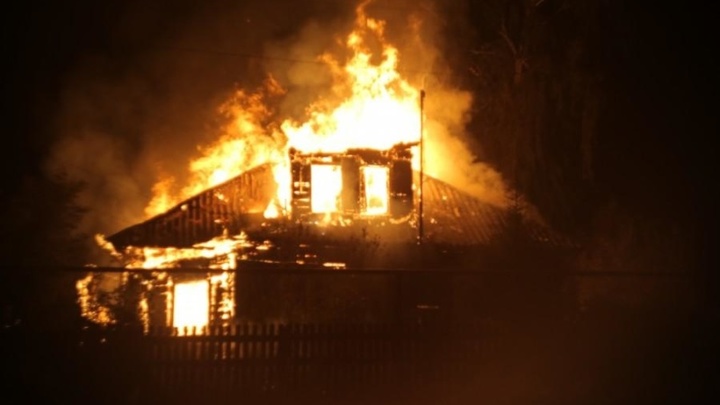 В Ивановской области на пожаре в новогоднюю ночь погибли мужчина и женщина