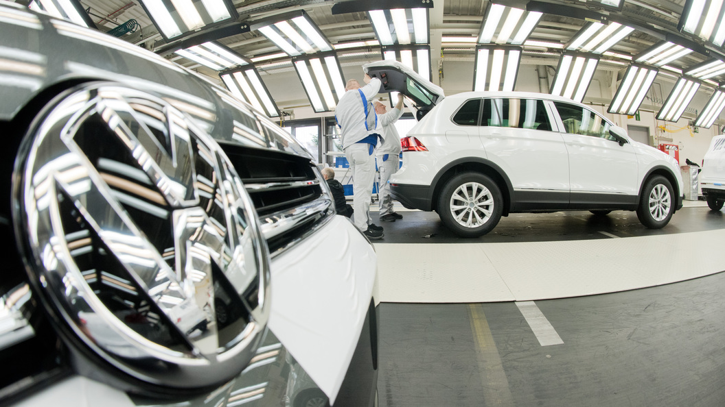 Названа обвалившаяся цена на популярные модели Volkswagen Tiguan в России Названа обвалившаяся цена на популярные модели Volkswagen Tiguan в России