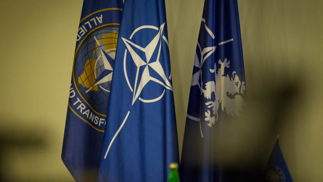 Столтенберг призвал Россию сохранить постоянного представителя при НАТО Столтенберг призвал Россию сохранить постоянного представителя при НАТО