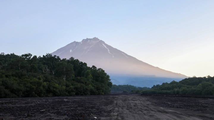 Камчатку трясёт: Два землетрясения с разницей в час произошли 12 мая