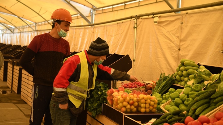 Мигрантам выдадут полуэлектронные удостоверения личности