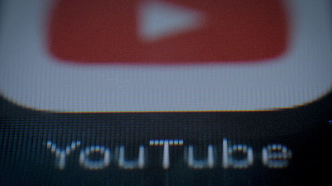 Крупнейшие компании вынуждены убрать рекламу с YouTube из-за активности педофилов Крупнейшие компании вынуждены убрать рекламу с YouTube из-за активности педофилов