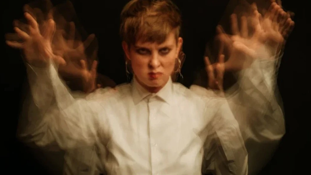 Владимир жезөкше. Мен Санкт-Петербургте өте кәрі пизду ебет еткім келеді