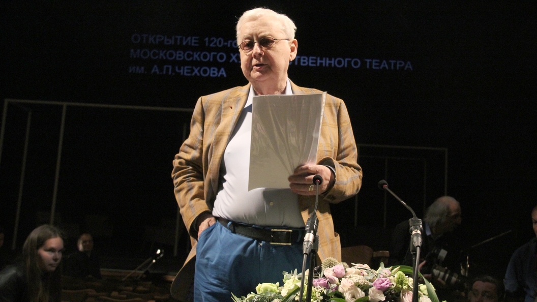 Олег Табаков не смог сказать больше двух слов о своей болезни Олег Табаков не смог сказать больше двух слов о своей болезни