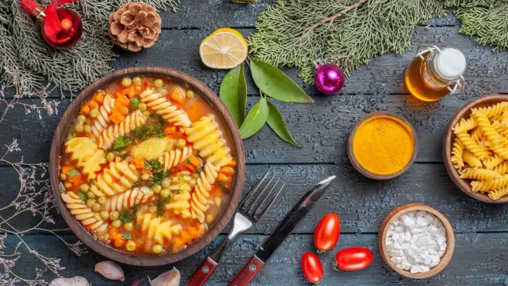 Врач Бражникова назвала категории людей, которым опасно поститься