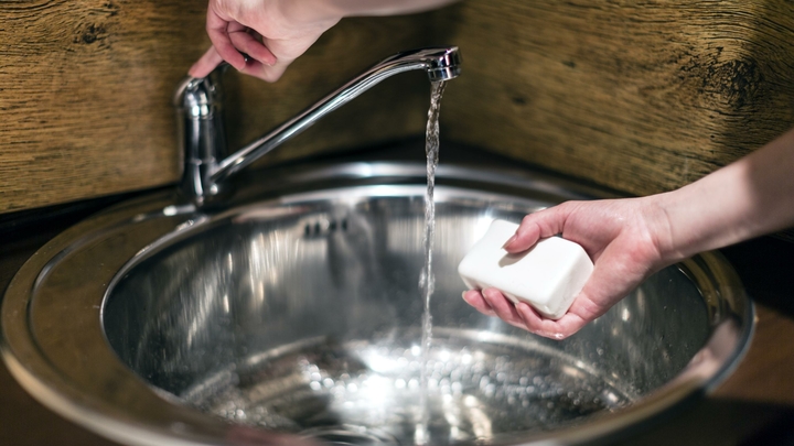 Половина Коврова сидит без воды и отопления, в школах отменяют занятия, власти молчат