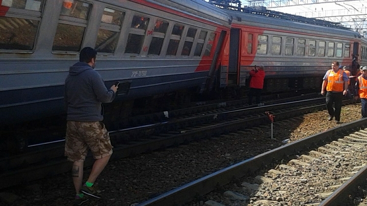 ОПГ из числа сотрудников КТЖ под покровительством полицейского пускала вагоны под откос