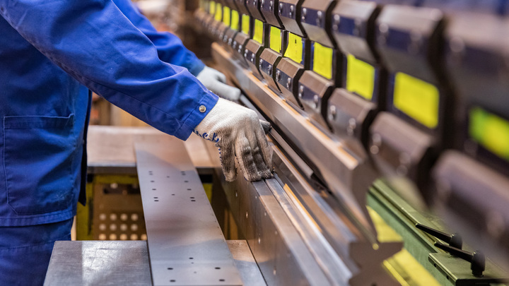 Почти полностью из отечественных материалов: Собянин рассказал о выпуске фрезерных станков