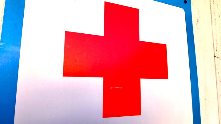 В Токмакскую горбольницу доставили новое оборудование