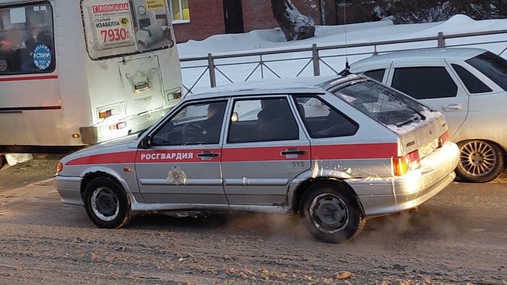 В Новокузнецке друзья-драчуны помирились в ожидании приезда полиции