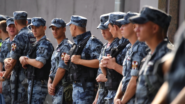 Росгвардия записала клип на рождественскую песню Джорджа Майкла