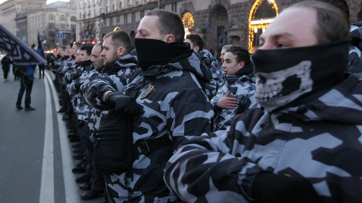 В освобождённые регионы поступили книги об украинском нацизме