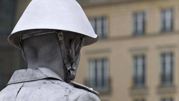 Даже касок не дали: Украина столкнулась с коварством ФРГ