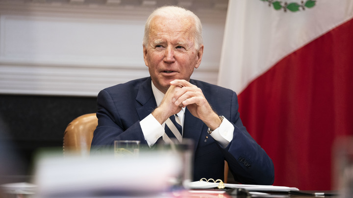 Путин разозлился - Джо, напиши: Байдена в США затравили за новые санкции против России