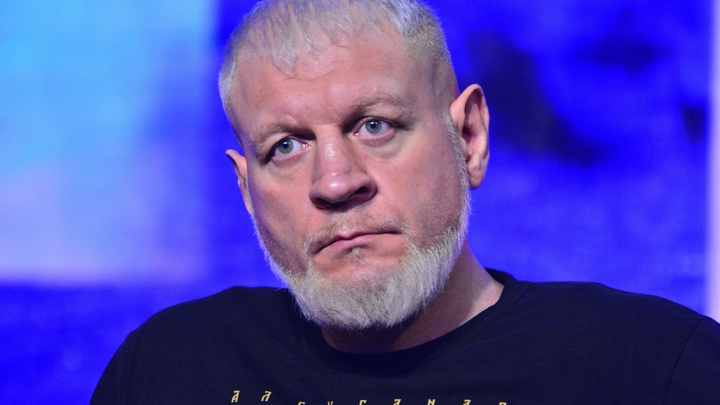 Александр Емельяненко опроверг приписываемый ему скандал в екатеринбургском аэропорту Кольцово