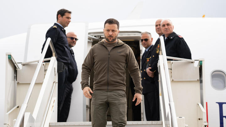 Зеленский намекнул на помощь Италии в защите неба