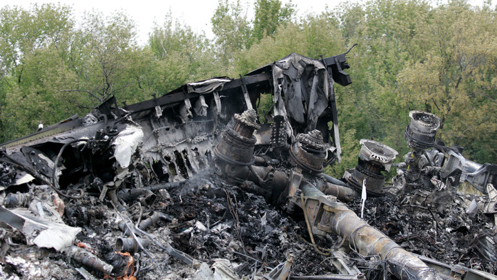 «Отретушированные фото с сомнительного сайта»: Лукашевич разгромил «выводы» расследования по MH17