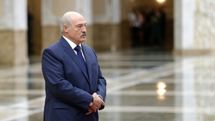 Лукашенко активной работой ответил на слухи о своем инсульте