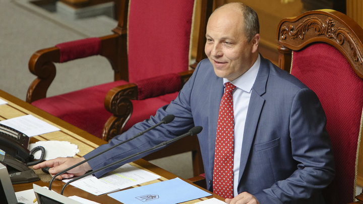 «Рабинович подал на Парубия в суд»: После слов о Гитлере спикер Верховной рады стал героем анекдотов