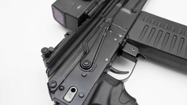 Обещали, что буду перебирать бумажки: опубликованы кадры допроса пленных украинских военных в ДНР