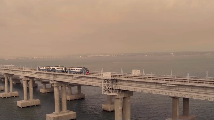 Ситуация на Крымском мосту 9 августа 2023: почему движение перекрыли Ситуация на Крымском мосту 9 августа 2023: почему движение перекрыли