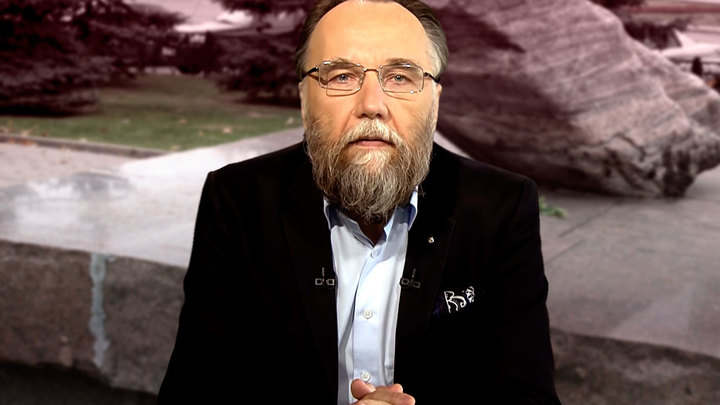 Александр Дугин: Большевики систематически истребляли русский народ