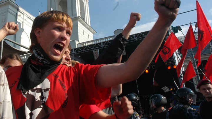 Нет никакого праздника в Украине!: Усик разозлил свидомых болельщиков, поздравив их с 23 февраля